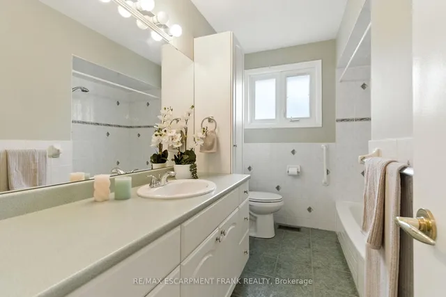 Additional image 25 of 24 Meadowlark Dr