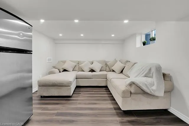 Additional image 26 of 515 Upper James St