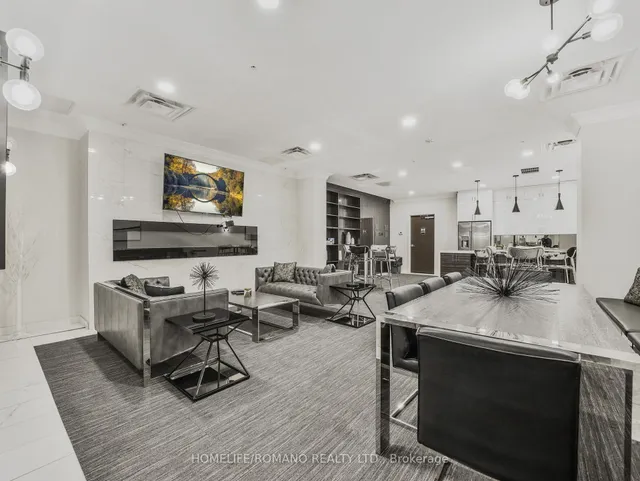 Additional image 17 of 118 King St Unit LPH12