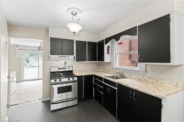 Additional image 11 of 223 East 8th St