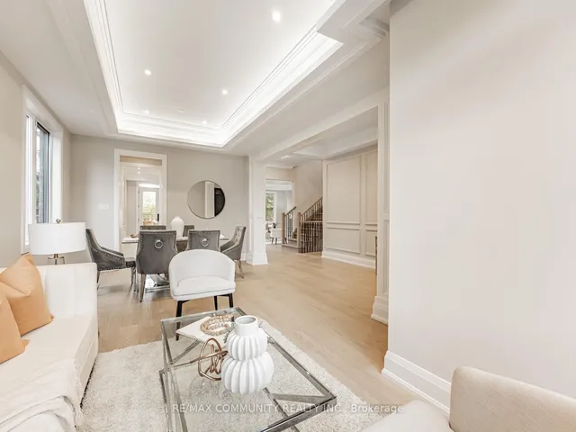 Additional image 6 of 37 Sugarbush Sq