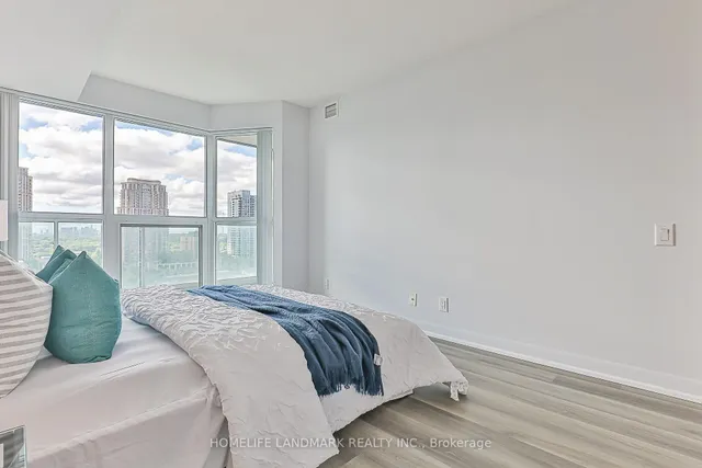 Additional image 16 of 17 Anndale Dr Unit 1615