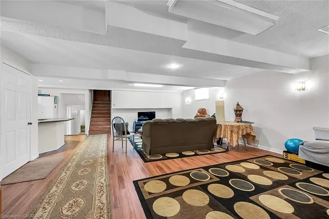 Additional image 37 of 140 Solomon Cres