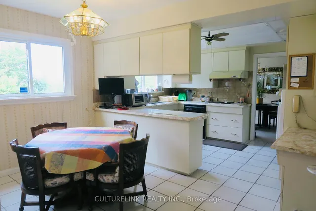 Additional image 9 of 568 Cummer Ave