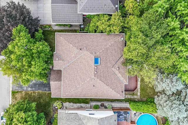 Additional image 50 of 70 Golfview Cres