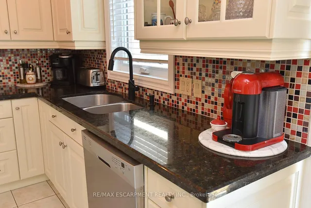 Additional image 16 of 11 Jacqueline Blvd