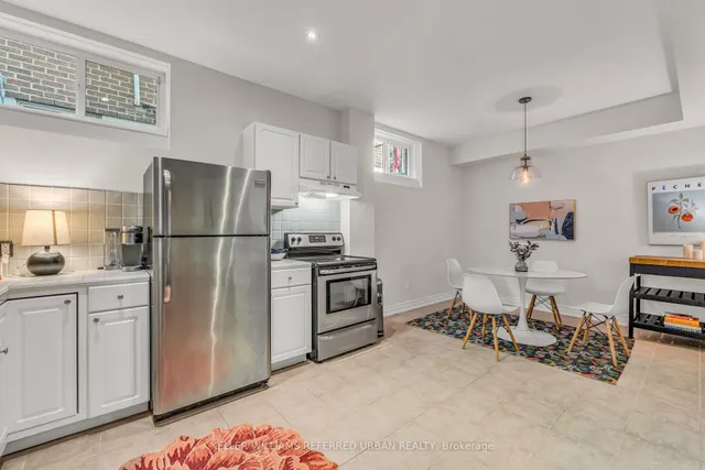 Additional image 40 of 31 Bisset Ave