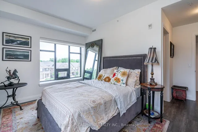 Additional image 31 of 30 Hamilton St Unit 213