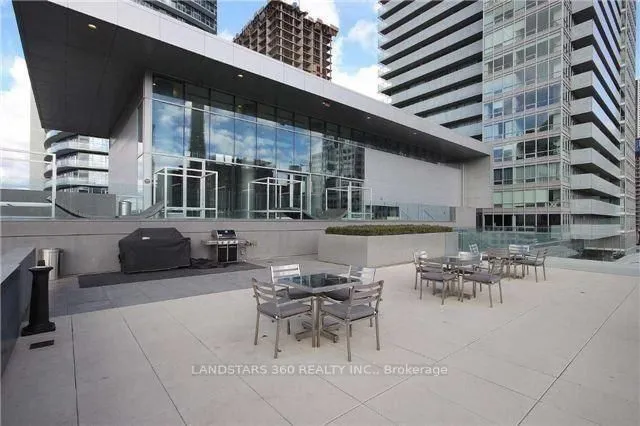 Additional image 32 of 80 John St Unit 2803