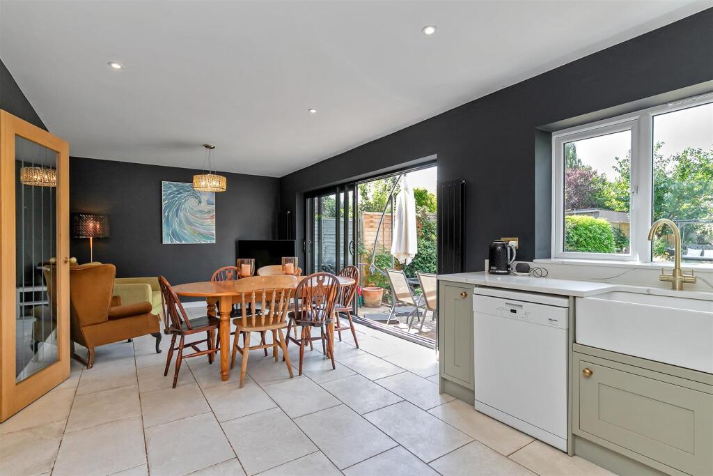 Additional image 32 of Butterfield Road, Wheathampstead, St. Albans