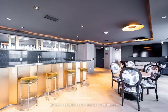 Additional image 44 of 405 Dundas St Unit 418