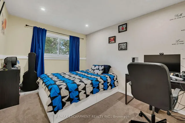 Additional image 16 of 18 Riverdale Dr