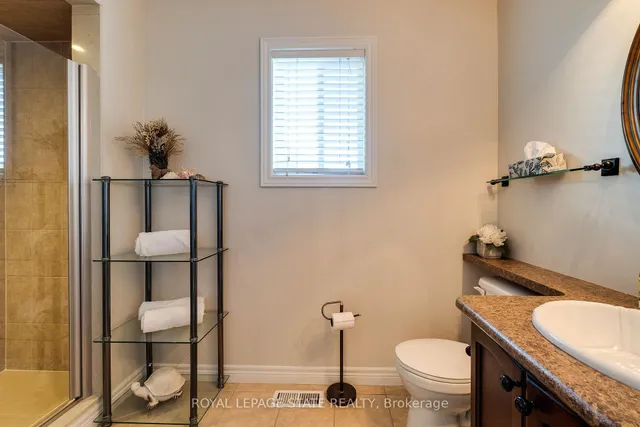 Additional image 30 of 274 Springvalley Cres