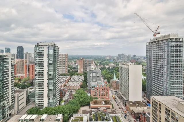 Additional image 24 of 403 Church St Unit 2709