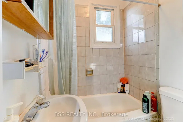 Additional image 11 of 96 Laurel Ave