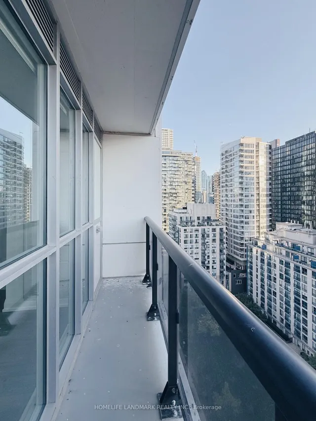 Additional image 21 of 77 Mutual St Unit 1705