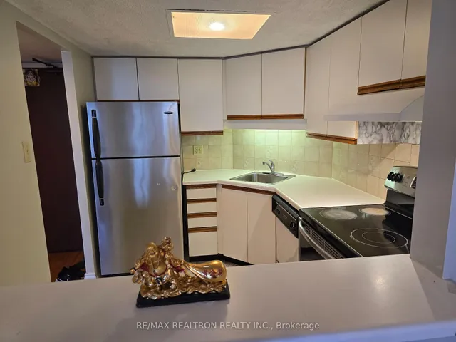 Additional image 13 of 160 Alton Tower Circ Unit 1014