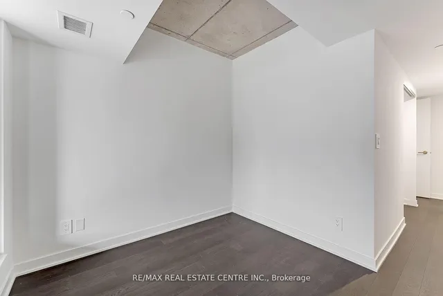 Additional image 26 of 7 Watkinson Ave