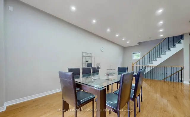 Additional image 8 of 100 Beddoe Dr Unit 25