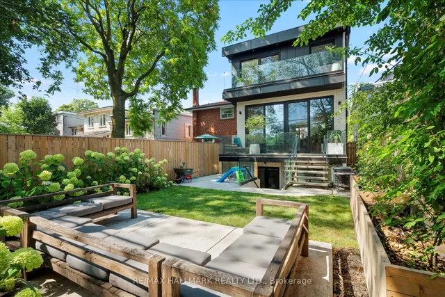 Additional image 49 of 31 Redwood Ave