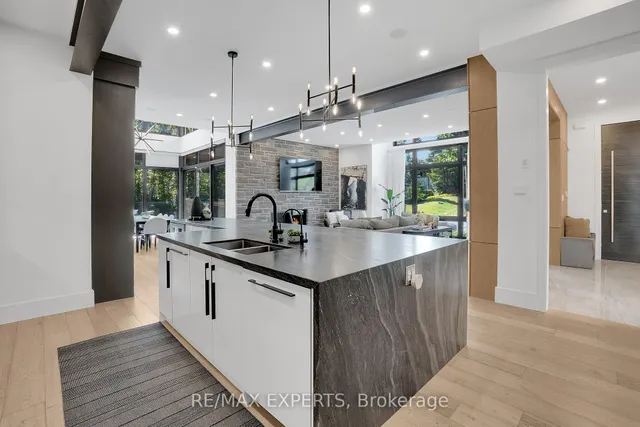 Additional image 9 of 7 Woodvalley Dr