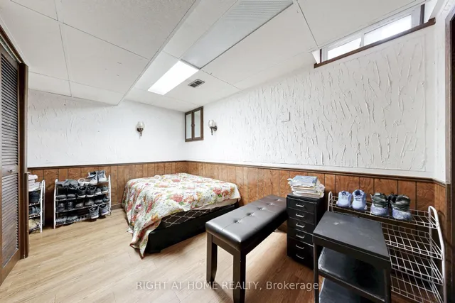 Additional image 35 of 83 Guildford Cres Unit 83