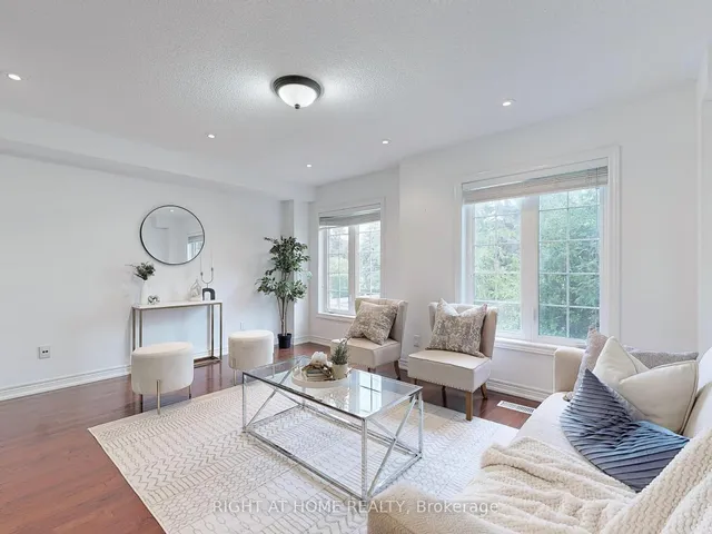 Additional image 11 of 11 Smithy Crt