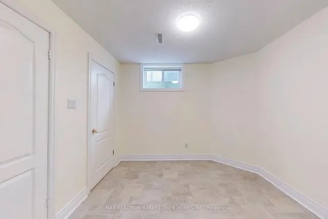 Additional image 43 of 12 Larkfield Dr