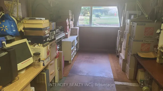 Additional image 18 of 63 Centre St