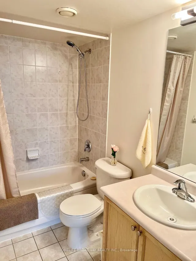 Additional image 12 of 18 Parkview Ave Unit 1907