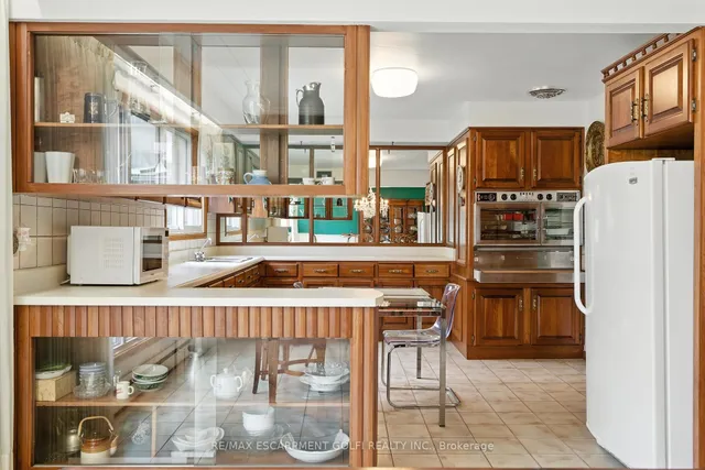 Additional image 12 of 16 Southill Dr