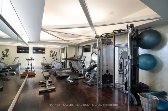 Additional image 25 of 22 St Thomas St Unit 9A