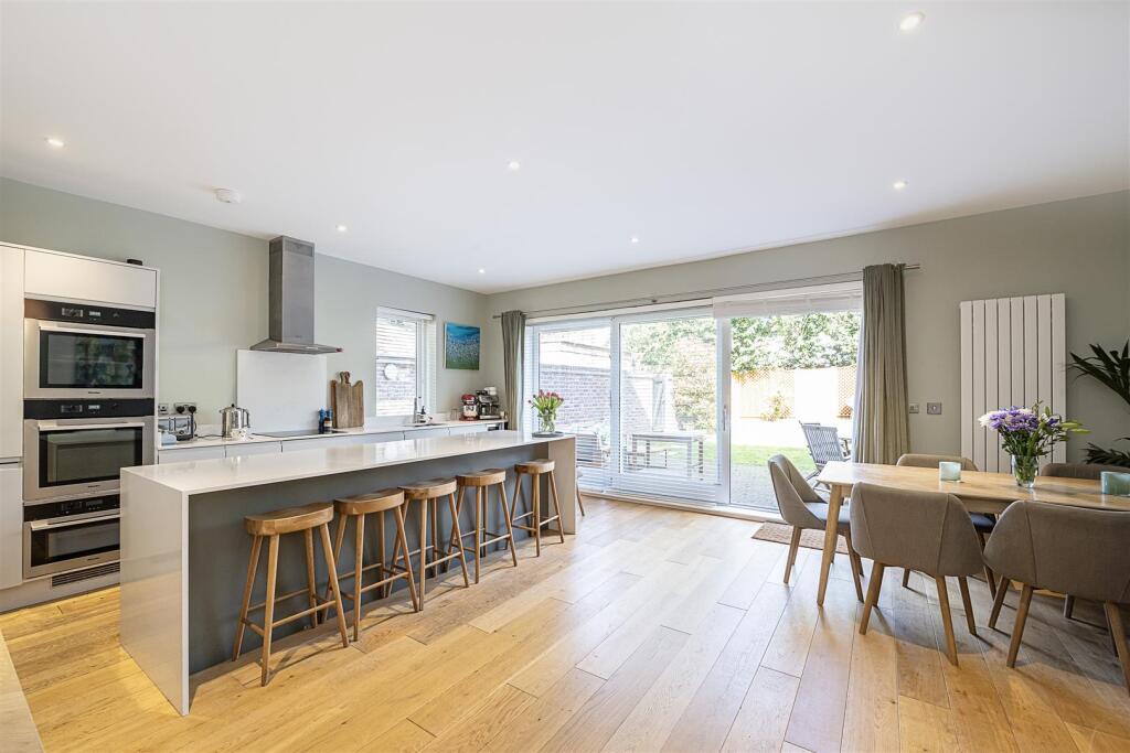 Additional image 3 of Gibbs Close, Harpenden