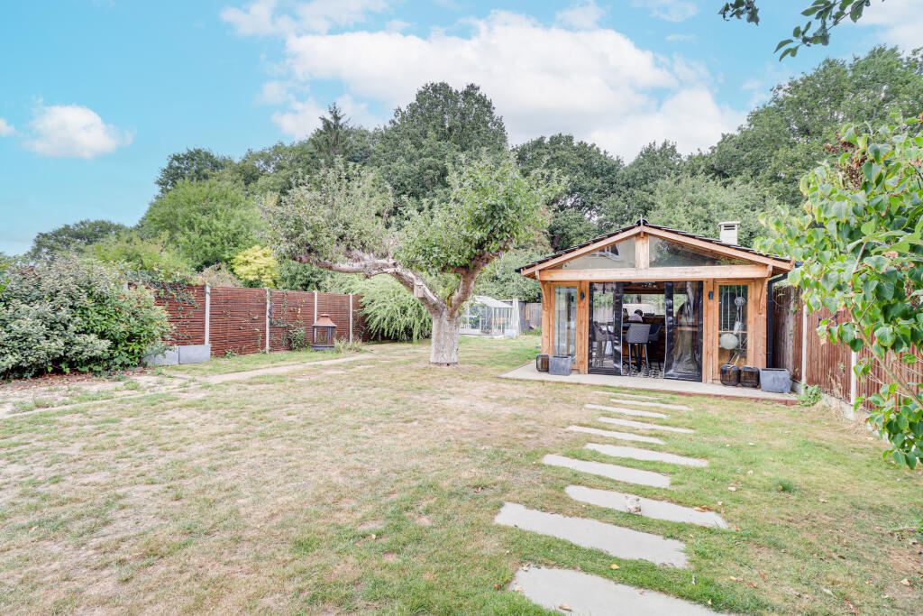 Additional image 23 of Colney Heath Lane, St Albans, AL4