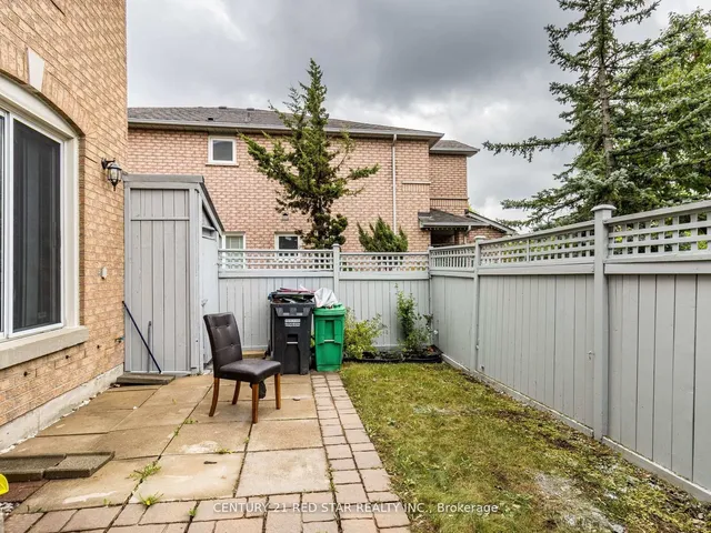 Additional image 40 of 95 Yellow Brick Rd