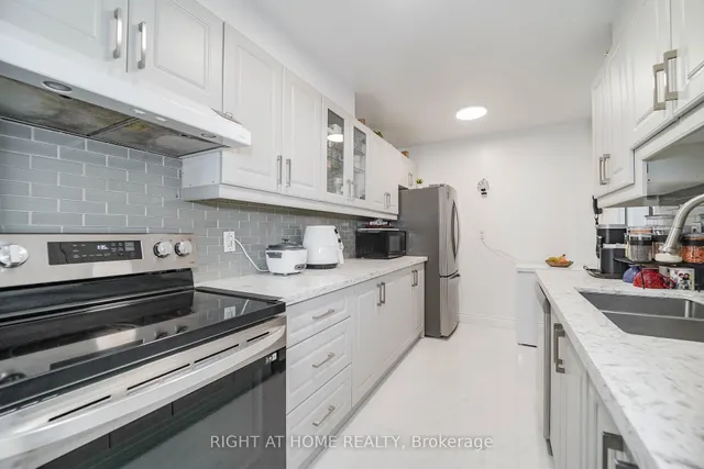 Additional image 21 of 1 Massey Sq Unit 1611