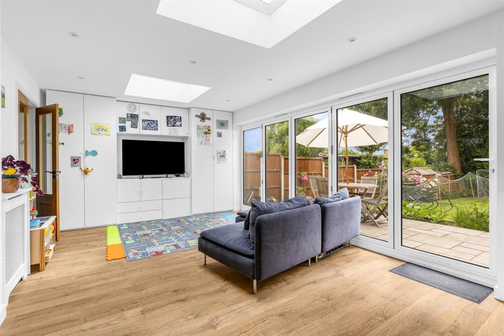 Additional image 5 of Rayfield, Welwyn Garden City