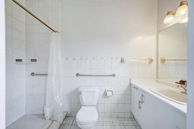 Additional image 21 of 1000 Dundas St