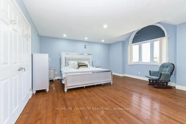 Additional image 23 of 126 Montmorency Dr