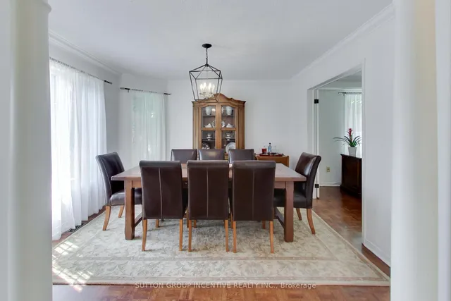 Additional image 22 of 11 Safari Crt