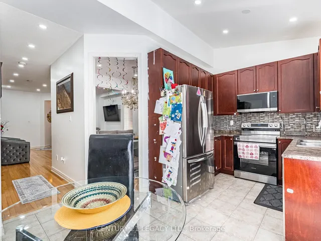 Additional image 2 of 674 Coach Dr