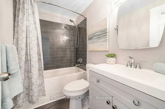 Additional image 17 of 25 Hercules Crt