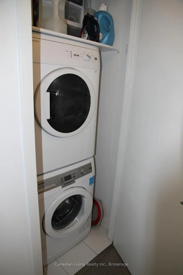 Additional image 20 of 12 York St Unit 5501