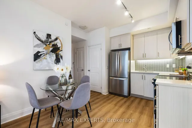 Additional image 14 of 17 Zorra St Unit 2006