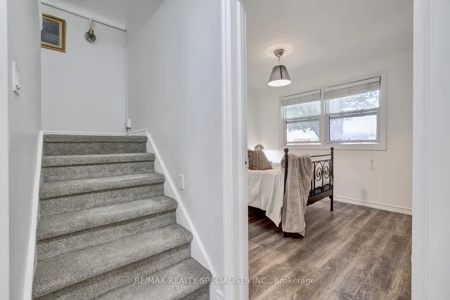 Additional image 15 of 2363 Parkway Dr