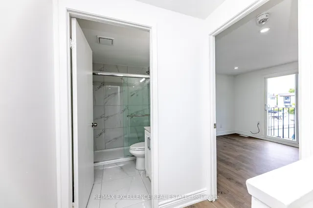 Additional image 17 of 20 Hedgeson Crt