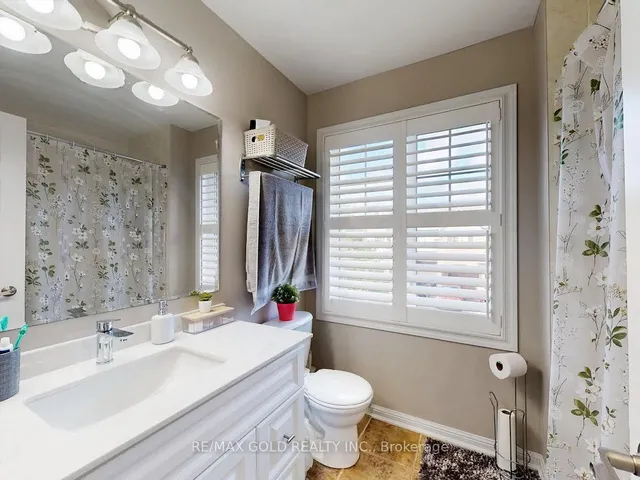 Additional image 29 of 933 Raftis Cres