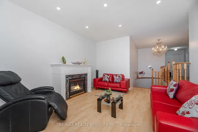 Additional image 25 of 59 Hullen Cres