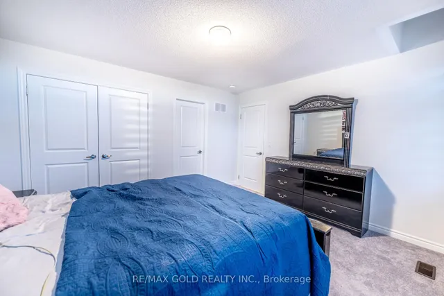 Additional image 22 of 35 Academy Dr