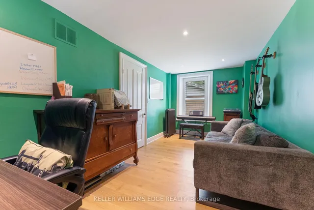 Additional image 17 of 982 Highway 8